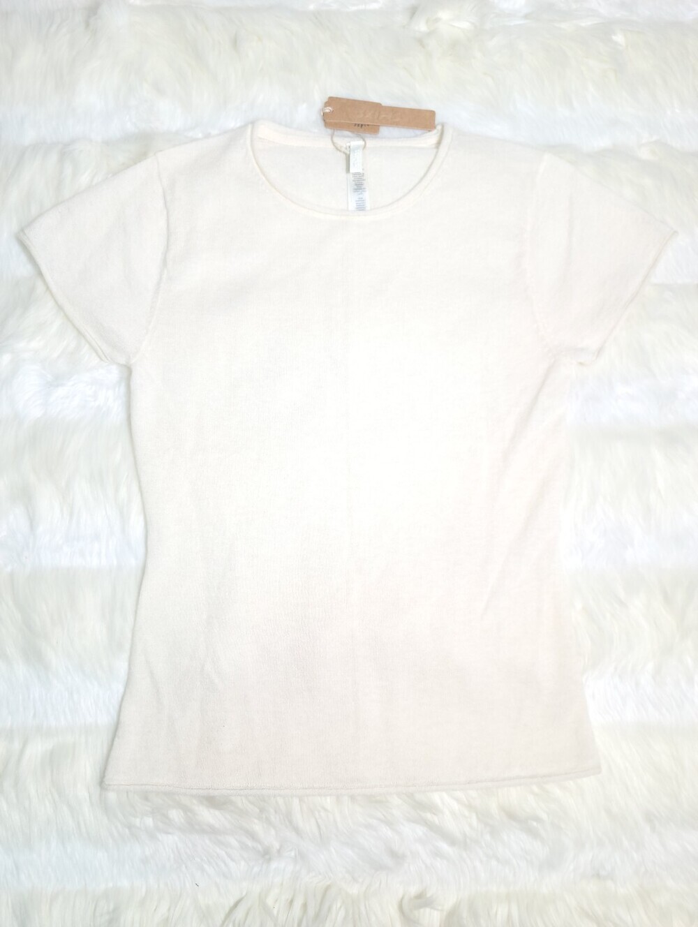 SKIMS Featherweight Cashmere Short Sleeve T-Shirt White Egret Women Medium NEW